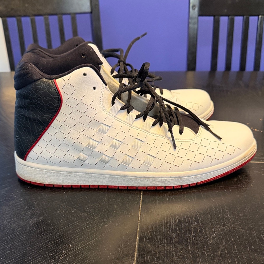 Jordan Illusions - Mens Sneaker